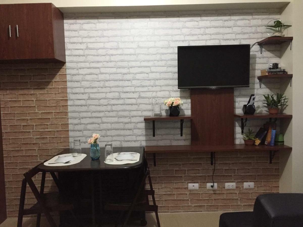 Joaquim Vacation Homes Davao Екстер'єр фото